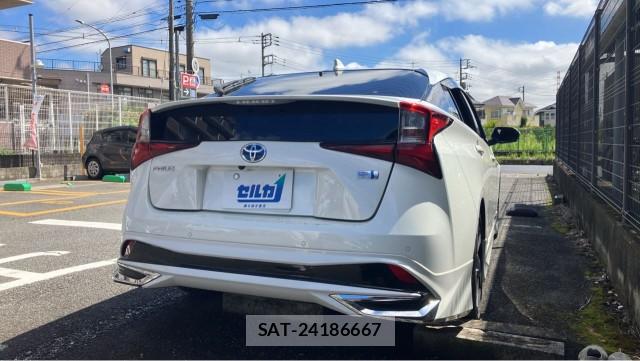 Toyota PRIUS 2020-01 8362270-12