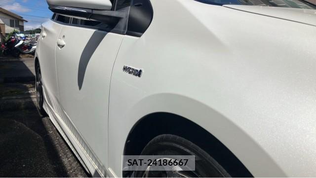 Toyota PRIUS 2020-01 8362270-3