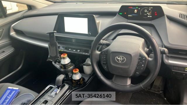 Toyota PRIUS 2024-01 8362276-2