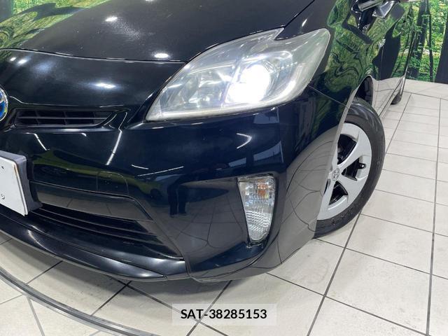 Toyota PRIUS 2012-07 8362329-11