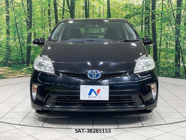 Toyota PRIUS 2012-07 8362329-13