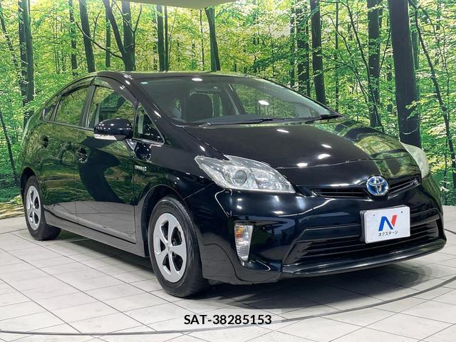 Toyota PRIUS 2012-07 8362329-15