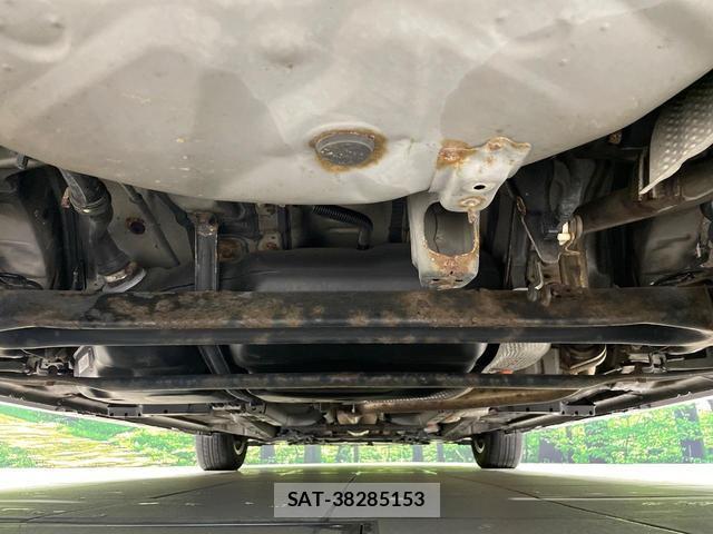 Toyota PRIUS 2012-07 8362329-18