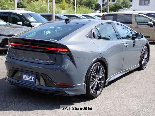 Toyota PRIUS 2023-01 8362444-1