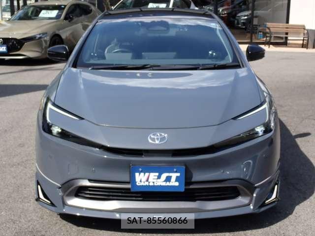 Toyota PRIUS 2023-01 8362444-11