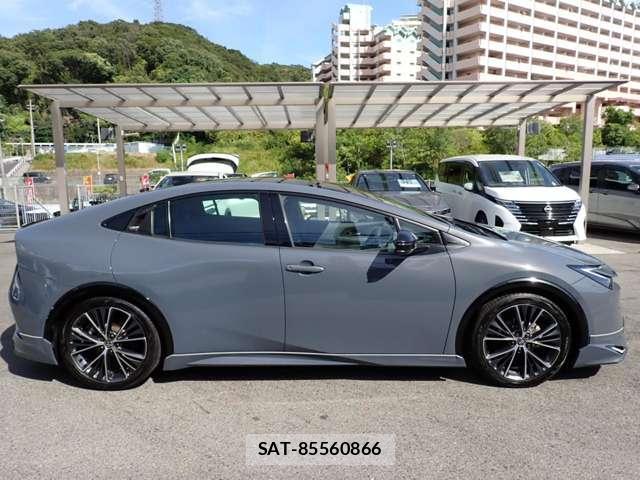 Toyota PRIUS 2023-01 8362444-13