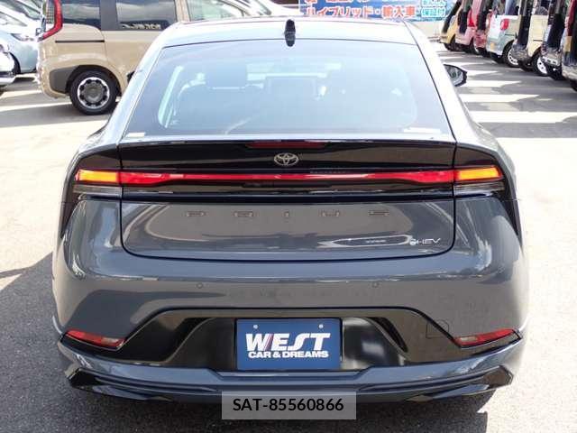 Toyota PRIUS 2023-01 8362444-15