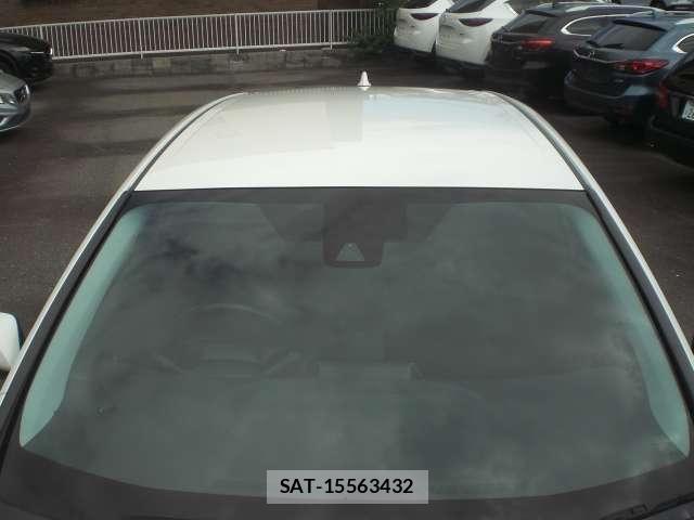 Toyota PRIUS 2019-05 8362451-9