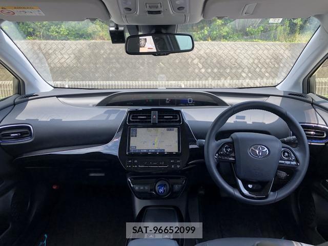 Toyota PRIUS 2019-12 8362454-1