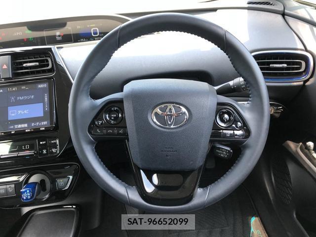 Toyota PRIUS 2019-12 8362454-18