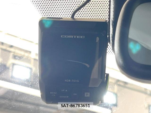 Toyota PRIUS 2016-02 8362551-5