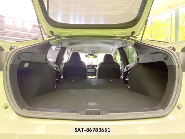 Toyota PRIUS 2016-02 8362551-9