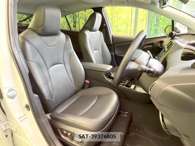 Toyota PRIUS 2021-09 8362556-7