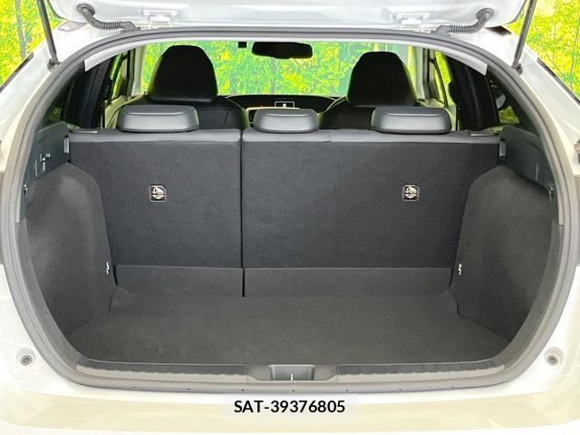 Toyota PRIUS 2021-09 8362556-9