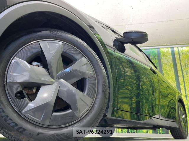 Toyota PRIUS 2023-08 8362605-12