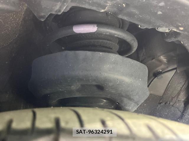 Toyota PRIUS 2023-08 8362605-19