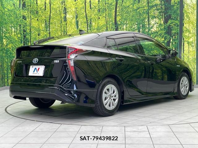 Toyota PRIUS 2018-10 8362606-16