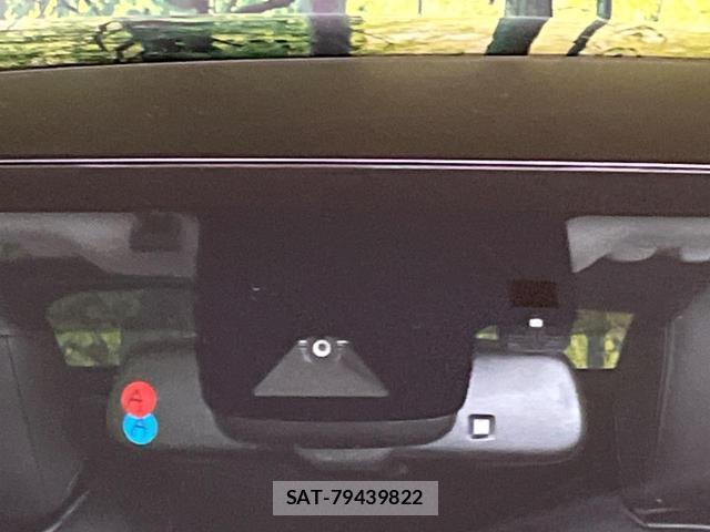 Toyota PRIUS 2018-10 8362606-3