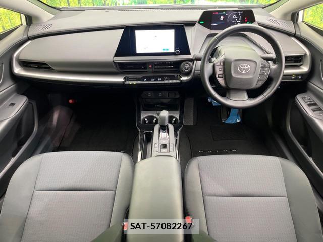 Toyota PRIUS 2023-08 8362610-1