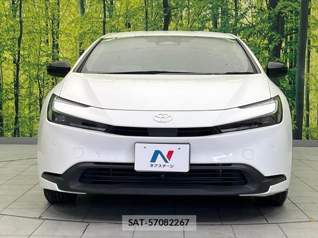 Toyota PRIUS 2023-08 8362610-13