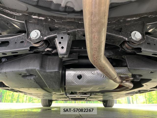 Toyota PRIUS 2023-08 8362610-18