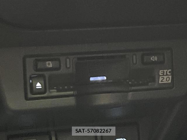 Toyota PRIUS 2023-08 8362610-6