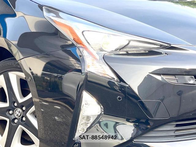 Toyota PRIUS 2016-01 8362695-14