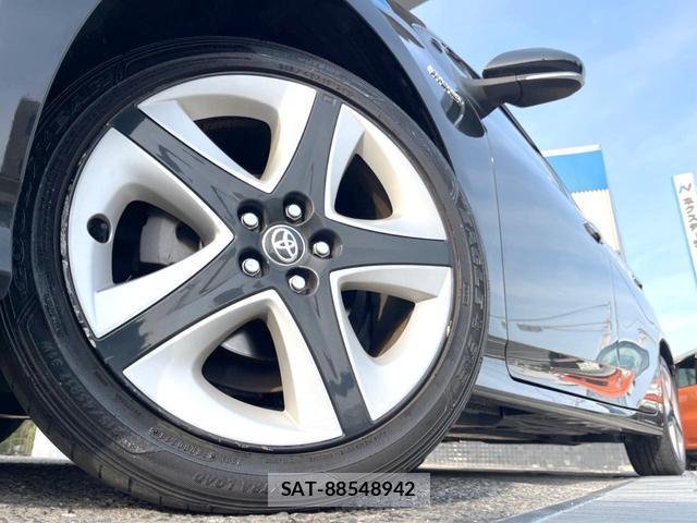 Toyota PRIUS 2016-01 8362695-15