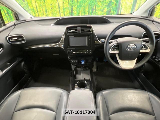 Toyota PRIUS 2018-11 8362798-1