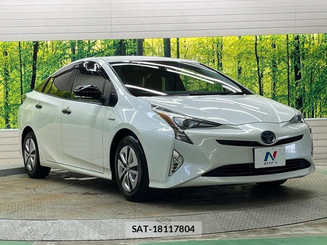 Toyota PRIUS 2018-11 8362798-15