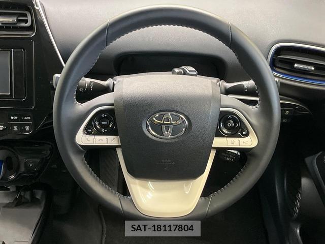 Toyota PRIUS 2018-11 8362798-4