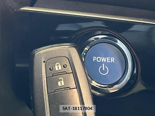 Toyota PRIUS 2018-11 8362798-6