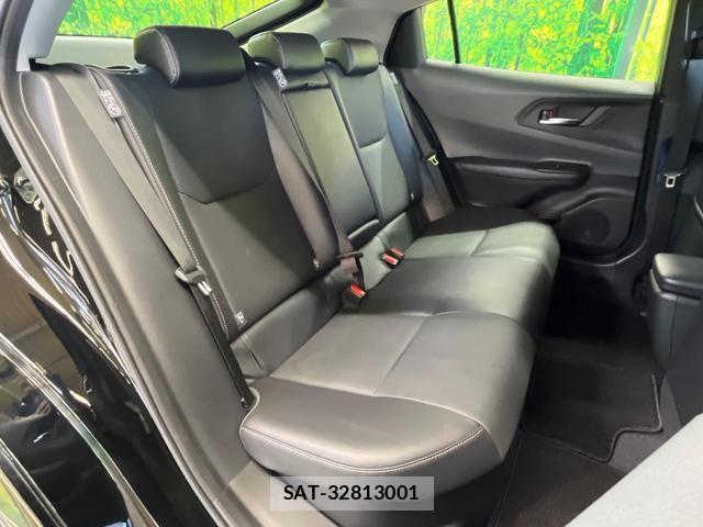 Toyota PRIUS 2023-08 8362804-10