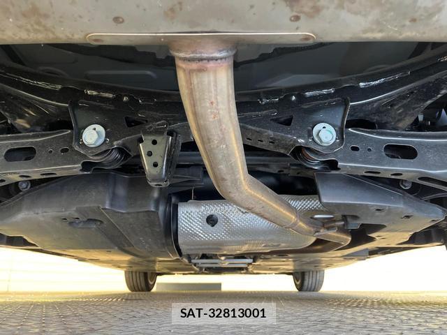 Toyota PRIUS 2023-08 8362804-19