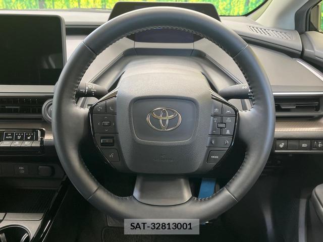 Toyota PRIUS 2023-08 8362804-4