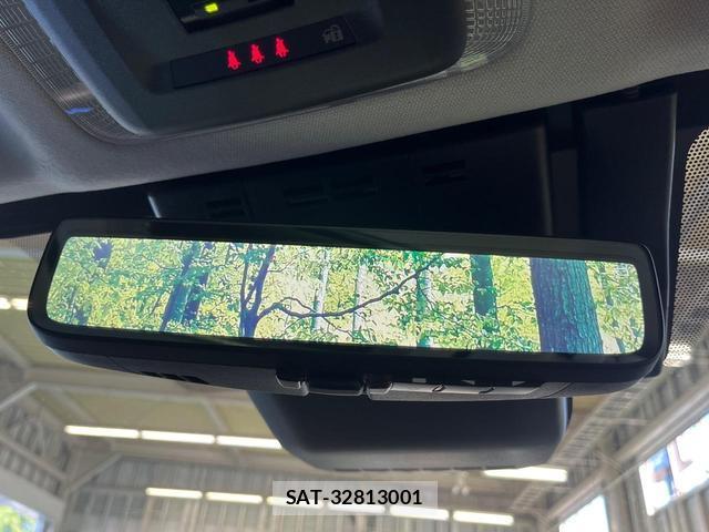Toyota PRIUS 2023-08 8362804-5