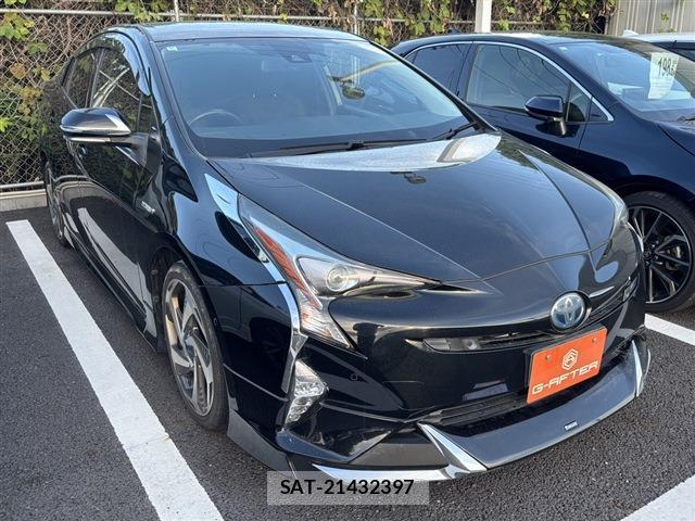 Toyota PRIUS 2016-09 8362906-0