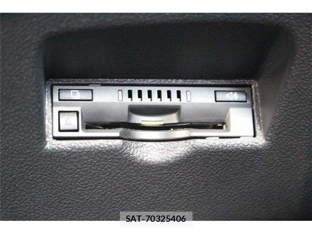 Toyota PRIUS 2018-06 8362966-5