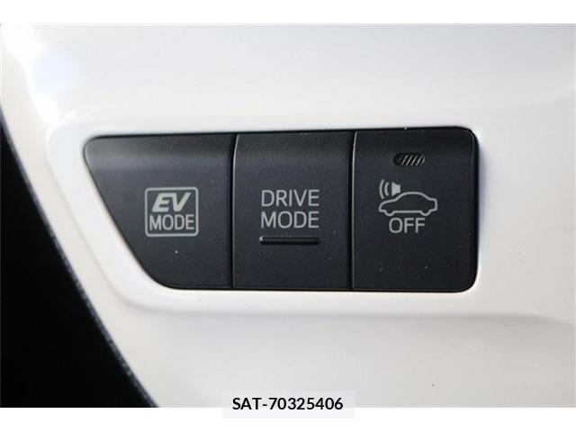 Toyota PRIUS 2018-06 8362966-6