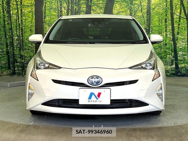 Toyota PRIUS 2016-12 8362989-12