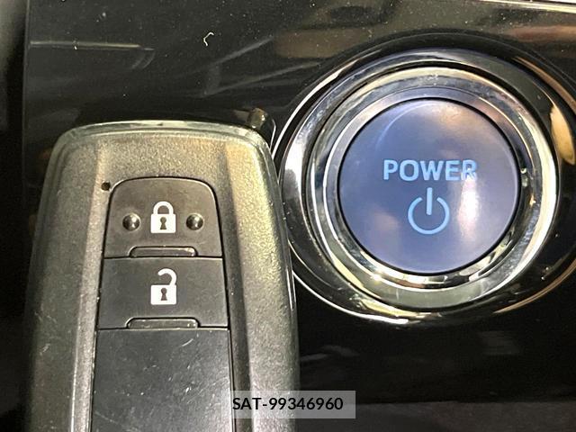 Toyota PRIUS 2016-12 8362989-19