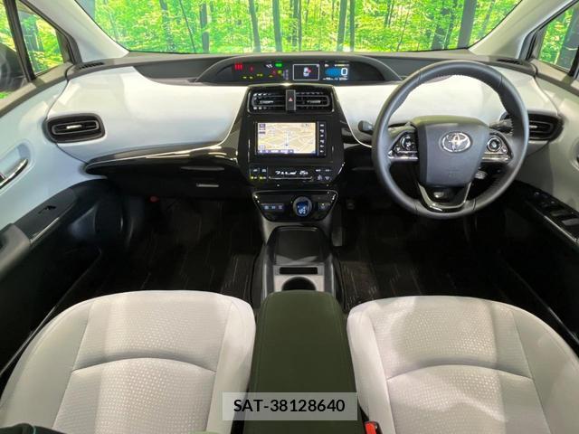 Toyota PRIUS 2020-09 8363081-1