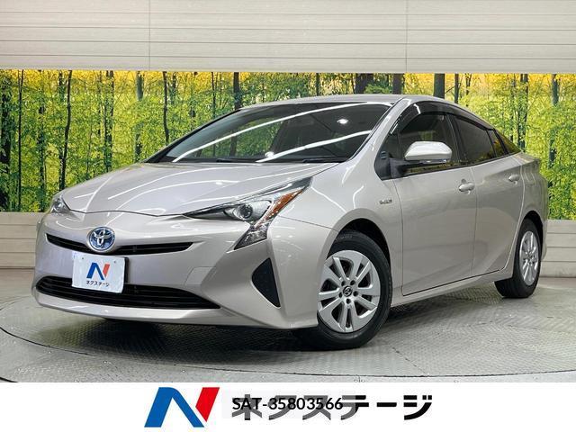Toyota PRIUS 2018-03 8363214-0