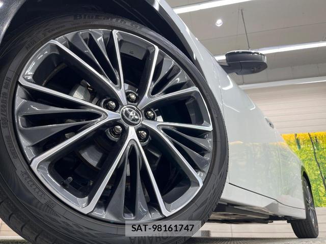 Toyota PRIUS 2023-07 8363221-12