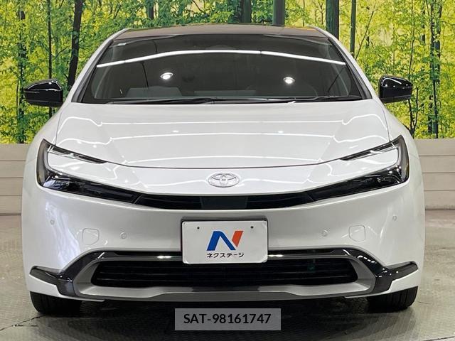 Toyota PRIUS 2023-07 8363221-13