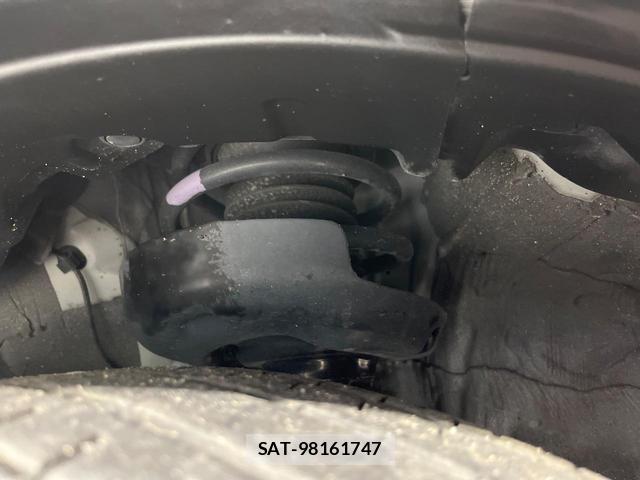 Toyota PRIUS 2023-07 8363221-19