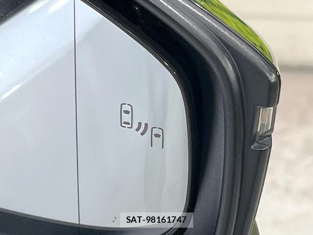 Toyota PRIUS 2023-07 8363221-6