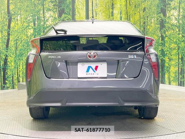 Toyota PRIUS 2016-02 8363299-14