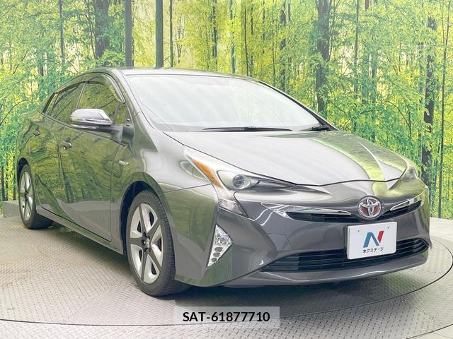 Toyota PRIUS 2016-02 8363299-15