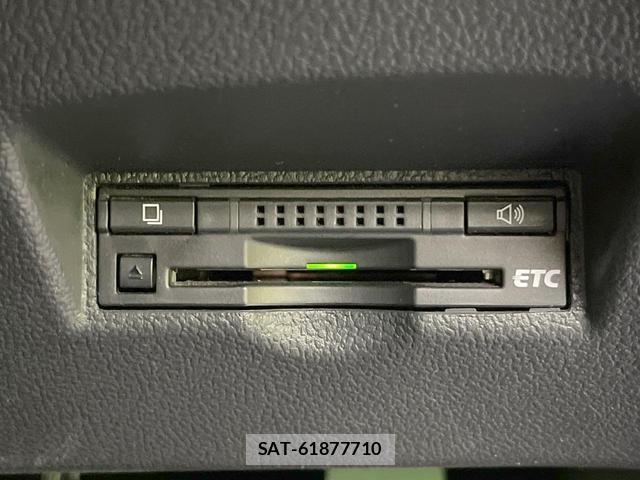 Toyota PRIUS 2016-02 8363299-4